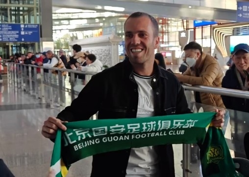 塞尔吉尼奥:我个人更倾向于10号位 小女儿有时候能给我当翻译